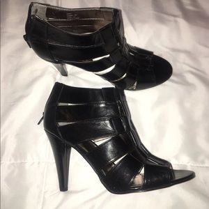 NEW Calvin Klein Gladiator Pumps Size 8.5